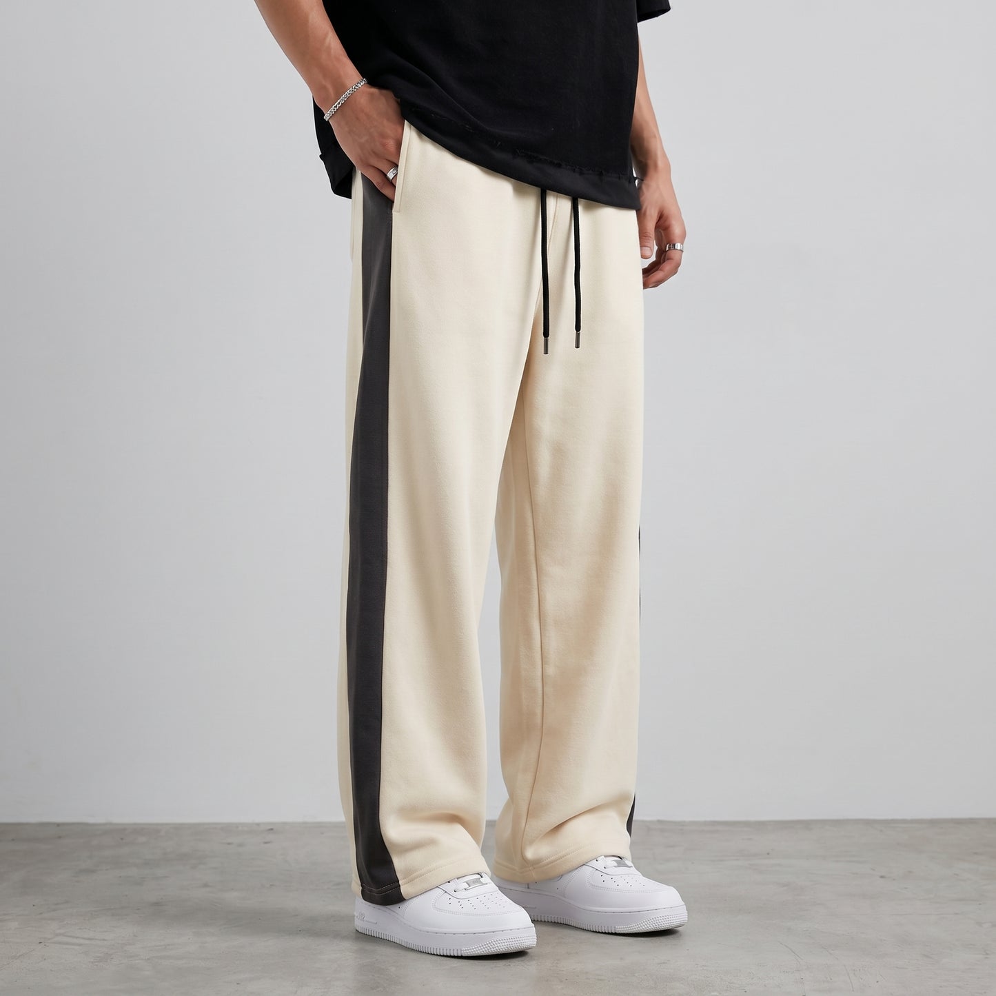 Dual-Tone Wide Leg Trouser